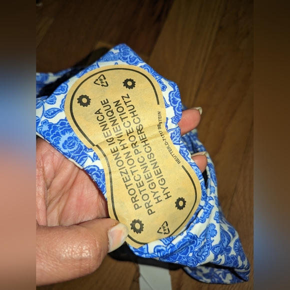 NWT CITRINE RUBY BIKINI BOTTOM IN BLUE BATIK - Picture 8 of 8